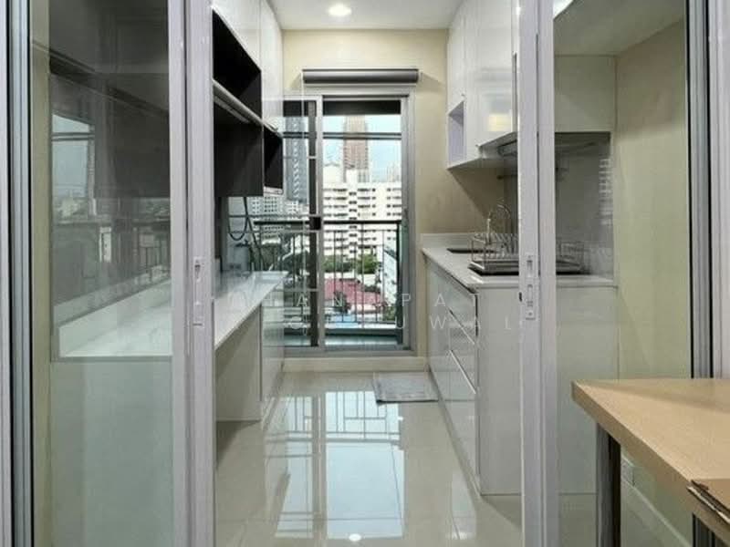 Centric Sathorn-St Louis, Bangkok, Sathorn Nua Road, Yan Nawa, Sathon, Bangkok, 1 Bedroom, 36 sqm, Condo For Sale, by Suchada Yodyiem, 500166541 - DDproperty.com