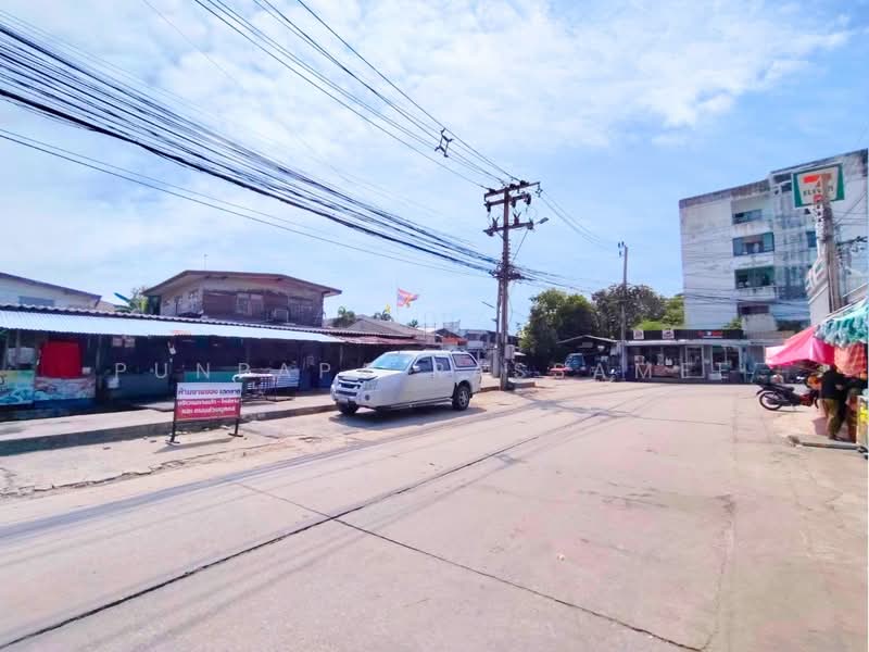 ทาวน์เฮาส์ 3 ชั้น ถ.แจ้งวัฒนะ - ปากเกร็ด ซ.36 นนทบุรี, Nonthaburi, Bang Talat, Pak Kret, Nonthaburi, 4 Bedrooms, 150 sqm, Townhouse For Sale, by Punpapa Rassamee, 500166544 - DDproperty.com