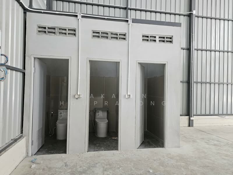 ให้เช่าโกดัง สุขาภิบาล 5 วัชรพล รามอินทรา บางเขน กรุงเทพ พท.300 ตรม., Bangkok, Tha Rang, Bang Khen, Bangkok, , 300 sqm, Warehouse/Factory For Rent, by Jakarin Houpramong, 500166547 - DDproperty.com