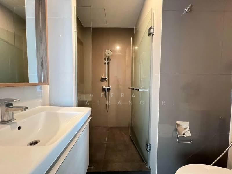 The Capital Ekamai-Thonglor, Bangkok, 2898 New Petchaburi Rd, Bang Kapi, Huai Khwang, Bangkok, 2 Bedrooms, 60 sqm, Condo For Sale, by Veera Sawatrangsri, 500166548 - DDproperty.com