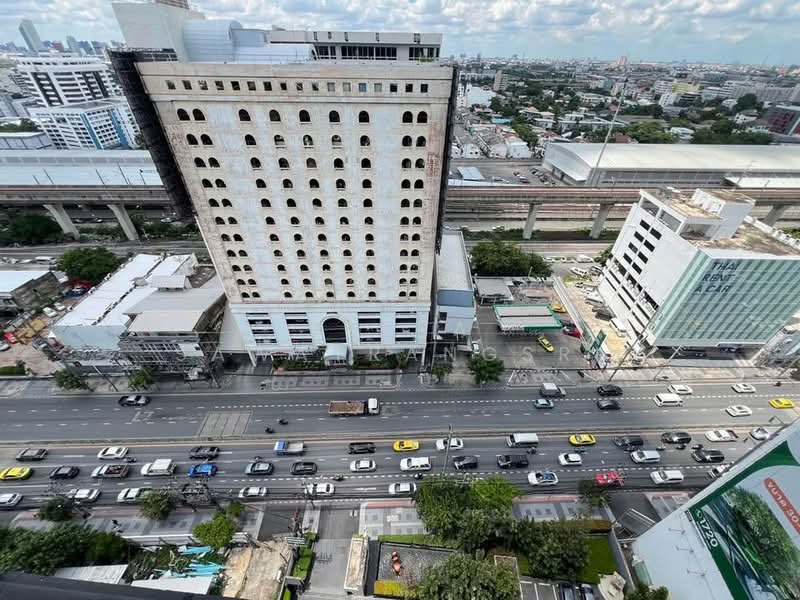 The Capital Ekamai-Thonglor, Bangkok, 2898 New Petchaburi Rd, Bang Kapi, Huai Khwang, Bangkok, 2 Bedrooms, 60 sqm, Condo For Sale, by Veera Sawatrangsri, 500166548 - DDproperty.com