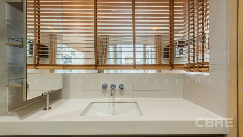 Siri At Sukhumvit, Bangkok, 902 Sukhumvit Road, Phra Kanong, Khlong Toei, Bangkok, 1 Bedroom, 52 sqm, Condo For Sale, by Paveenee Chaisriha, 500166553 - DDproperty.com