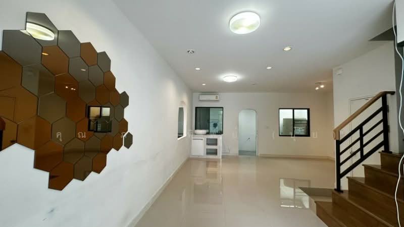 ทาวน์โฮม พลีโน่ ปิ่นเกล้า-จรัญฯ หลังริม ใกล้ MRT บางบำหรุ, Nonthaburi, ถนนบางกรวย-จงถนอม, Wat Chalo, Bang Kruai, Nonthaburi, 3 Bedrooms, 106 sqm, Townhouse For Sale, by คุณ ภรณ์ทิพย์ (ปุ๋ย), 500166573 - DDproperty.com