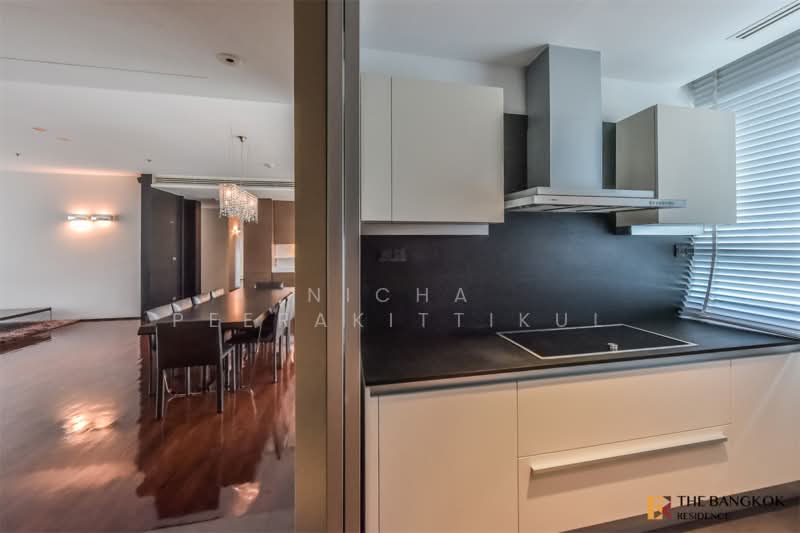 Domus 18, Bangkok, Soi Sukhumvit 18, Khlong Toei, Bangkok, 2 Bedrooms, 250 sqm, Condo For Rent, by Nicha Peerakittikul, 500166587 - DDproperty.com