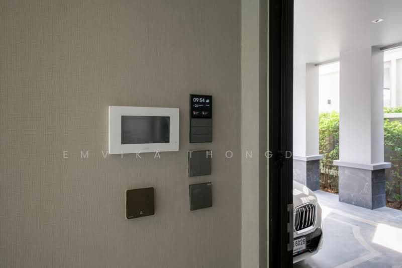 CONNOISSEUR Phatthanakan, Bangkok, Soi Phatthanakan 32, Suan Luang, Suan Luang, Bangkok, 6 Bedrooms, 952 sqm, Single Detached House For Sale, by EMVIKA THONGDEE, 500166602 - DDproperty.com