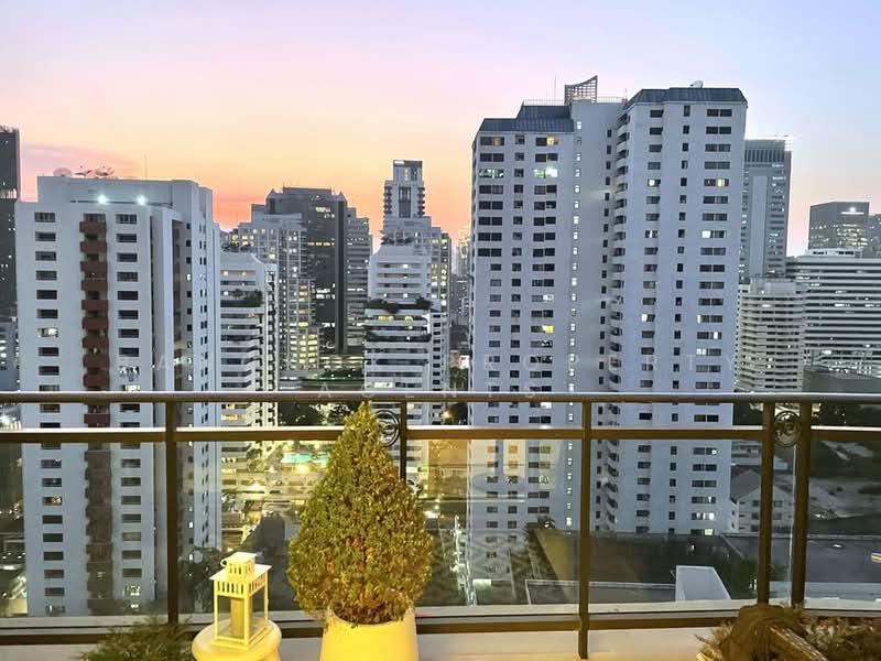 Royce Private Residences, Bangkok, 61 Soi Sukhumvit 31, Khlongtoei Nua, Watthana, Bangkok, 3 Bedrooms, 143 sqm, Condo For Rent, by BANGKOK PROPERTY AGENTS, 500166622 - DDproperty.com