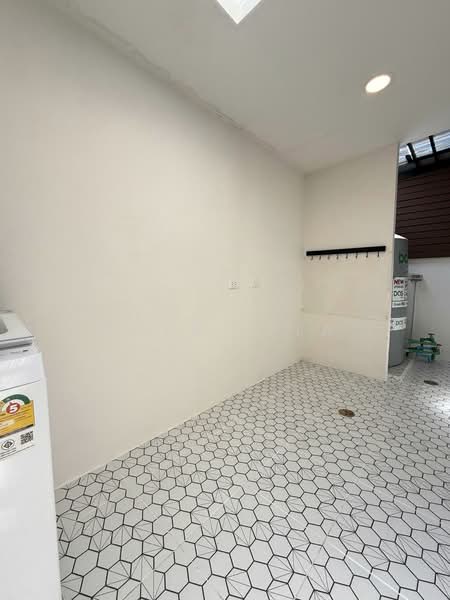 Altitude Kraf Bangna : อัลติจูด คราฟ บางนา, สมุทรปราการ, 159 หมู่ 12 ถนน เลียบคลองหลวงแพ่ง, บางแก้ว, บางพลี, สมุทรปราการ, 132 ตร.ม., ทาวน์เฮ้าส์ ให้เช่า, โดย Agent Pla, 500166624 - DDproperty.com