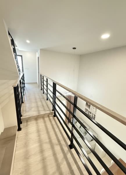 Altitude Kraf Bangna : อัลติจูด คราฟ บางนา, สมุทรปราการ, 159 หมู่ 12 ถนน เลียบคลองหลวงแพ่ง, บางแก้ว, บางพลี, สมุทรปราการ, 132 ตร.ม., ทาวน์เฮ้าส์ ให้เช่า, โดย Agent Pla, 500166624 - DDproperty.com