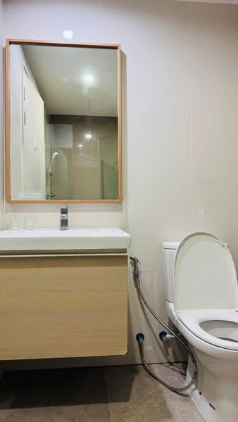 The Capital Ekamai-Thonglor, Bangkok, 2898 New Petchaburi Rd, Bang Kapi, Huai Khwang, Bangkok, 1 Bedroom, 30 sqm, Condo For Sale, by Veera Sawatrangsri, 500166627 - DDproperty.com