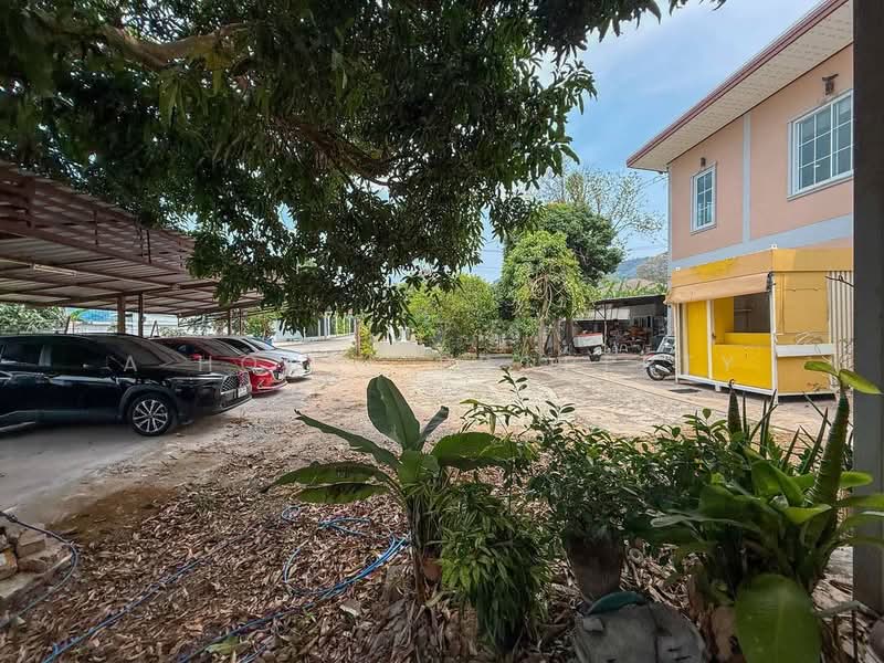 Home office for sale, Soi Wang Hin - Kha Luk Suea, Sriracha., Chon Buri (Pattaya), Surasak, Si Racha, Chon Buri (Pattaya), , 434 sqm, Office Space For Sale, by A House Property Co.,Ltd., 500166634 - DDproperty.com