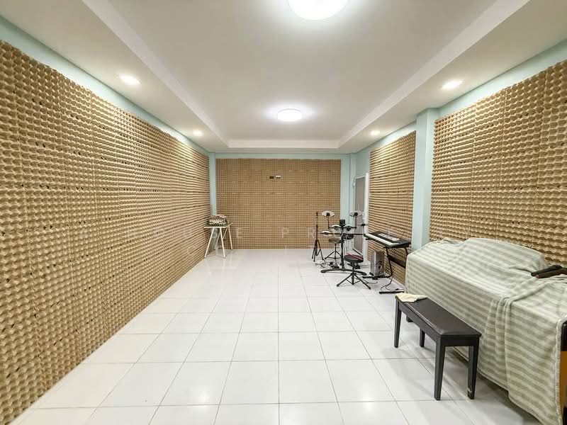 Home office for sale, Soi Wang Hin - Kha Luk Suea, Sriracha., Chon Buri (Pattaya), Surasak, Si Racha, Chon Buri (Pattaya), , 434 sqm, Office Space For Sale, by A House Property Co.,Ltd., 500166634 - DDproperty.com