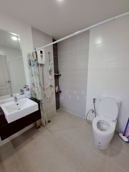 Centro Bangna-Kingkaew, Samut Prakan, Rachathewa, Bang Plee, Samut Prakan, 4 Bedrooms, 225 sqm, Single Detached House For Sale, by BANKLIONAIRE BLN ASSET, 500166652 - DDproperty.com