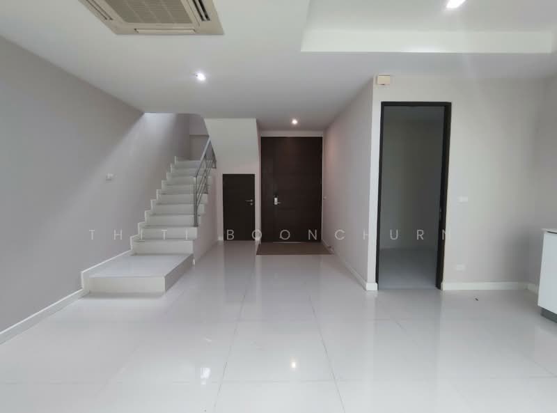 The Park Lane 22 : เดอะ พาร์ค เลน 22, กรุงเทพ, 42 ซอย ปรีดี พนมยงค์ 45, คลองตันเหนือ, วัฒนา, กรุงเทพ, 300 ตร.ม., ทาวน์เฮ้าส์ ให้เช่า, โดย Thiti Boonchurn, 500166655 - DDproperty.com