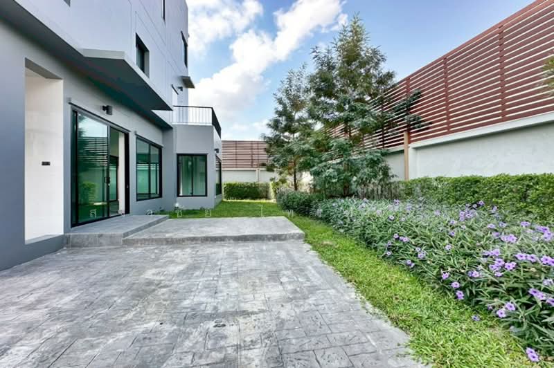 For Sale - THE TRIPLE Sukhumvit 113, Samut Prakan