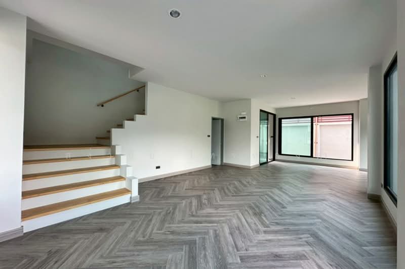 For Sale - THE TRIPLE Sukhumvit 113, Samut Prakan