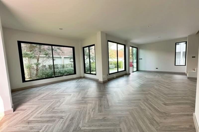 For Sale - THE TRIPLE Sukhumvit 113, Samut Prakan