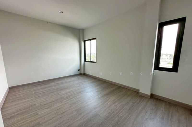 For Sale - THE TRIPLE Sukhumvit 113, Samut Prakan