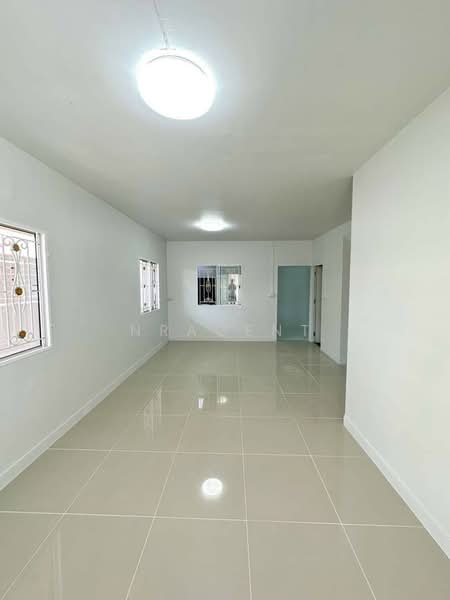Baan Pruksa 33 Bangbuathong, Nonthaburi, Rural Road, Nonthaburi 3087, Bang Khu Rat, Bang Bua Thong, Nonthaburi, 3 Bedrooms, 97 sqm, Townhouse For Sale, by NRagent, 500166699 - DDproperty.com