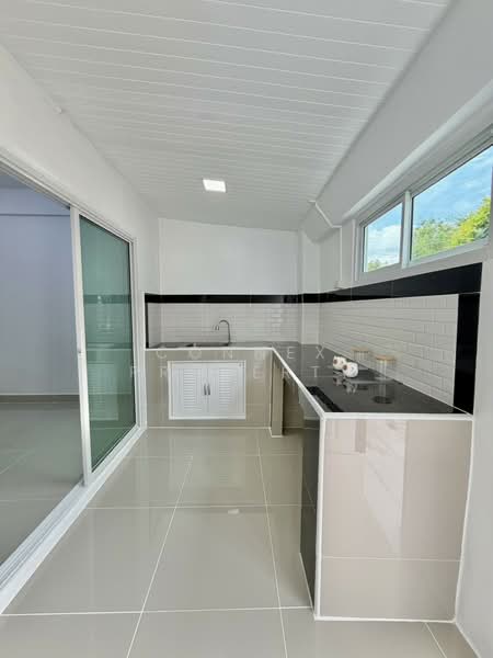 Suanthong Village, Nonthaburi, , Talat Kwan, Muang Nonthaburi, Nonthaburi, 3 Bedrooms, 140 sqm, Townhouse For Sale, by Connex Property, 500166713 - DDproperty.com