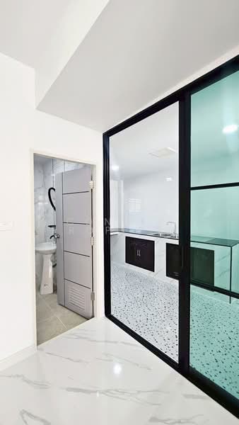 Pinruethai Rangsit - Klong 7, Pathum Thani, รังสิต - นครนายก, Bung Bon, Nong Sua, Pathum Thani, 3 Bedrooms, 120 sqm, Townhouse For Sale, by Connex Property, 500166739 - DDproperty.com