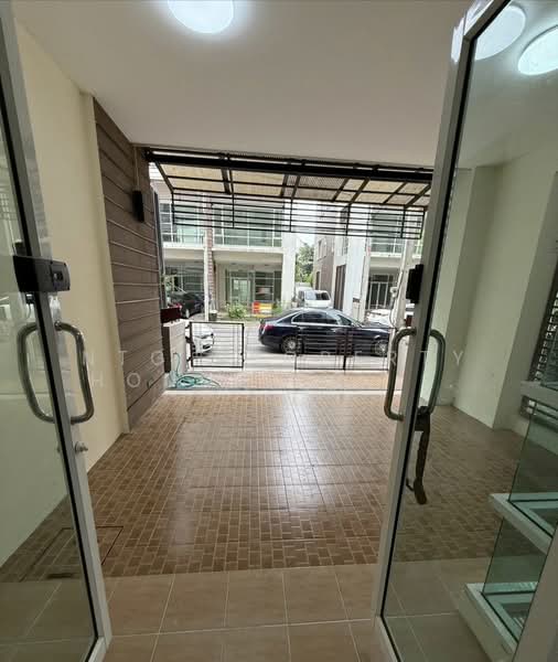Premium Place Nawamin – Sukhapiban 1, Bangkok, Nawamin Road, Khlong Kum, Bueng Kum, Bangkok, 5 Bedrooms, 260 sqm, Townhouse For Rent, by NTG Property House Co.,Ltd., 500166759 - DDproperty.com