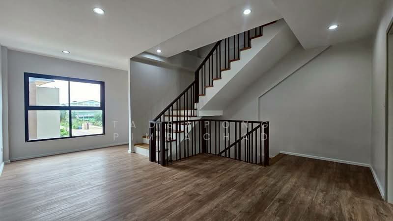 โฮมออฟฟิศ 3.5 ชั้น The Loft 69 เพชรเกษม 69, กรุงเทพ, หลักสอง, บางแค, กรุงเทพ, 180 ตร.ม., ตึกแถว-อาคารพาณิชย์ ขาย, โดย Tadsapong Pimpachad, 500166775 - DDproperty.com