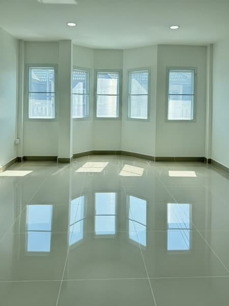 บ้านสินทรัพย์ 1 รังสิต - คลอง 4, ปทุมธานี, รังสิต - นครนายก, บึงยี่โถ, ธัญบุรี, ปทุมธานี, 130 ตร.ม., ทาวน์เฮ้าส์ ขาย, โดย Connex Property, 500166783 - DDproperty.com