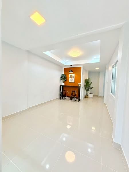 Baan Rimsuan Tananon, Nonthaburi, รัตนาธิเบศร์, Bang Rak Noi, Muang Nonthaburi, Nonthaburi, 3 Bedrooms, 180 sqm, Townhouse For Sale, by Connex Property, 500166787 - DDproperty.com