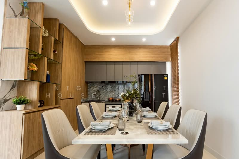 NG259 ให้เช่า พูลวิลล่าหรู และ โฮมออฟฟิศ 4 ชั้น 𝐒𝐘𝐌𝐌𝐄𝐓𝐑𝐘 เกษตร - นวมินทร์ 𝟒 ที่จอดรถ, Bangkok, Nawamin, Bueng Kum, Bangkok, 3 Bedrooms, 410 sqm, Single Detached House For Rent, by NTG Property House Co.,Ltd., 500166808 - DDproperty.com