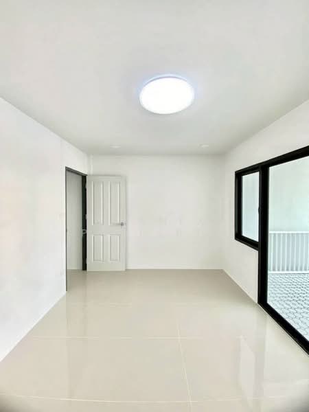 Baan Bua Luang, Nonthaburi, -, Bang Kra So, Muang Nonthaburi, Nonthaburi, 2 Bedrooms, 136 sqm, Townhouse For Sale, by Connex Property, 500166810 - DDproperty.com