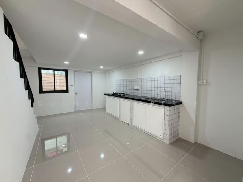 3.5-storey commercial building, Samut Prakan, -, Bang Chak, Phra Pra Daeng, Samut Prakan, , 300 sqm, Shophouse For Sale, by Connex Property, 500166817 - DDproperty.com