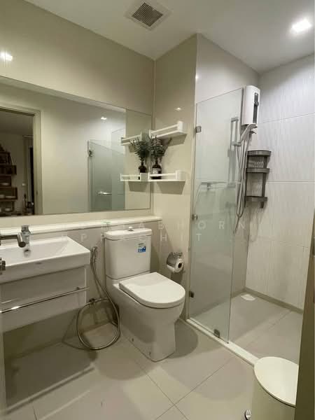 Life Ladprao, Bangkok, 992 Ladprao Road, Jom Phon, Chatuchak, Bangkok, 1 Bedroom, 50 sqm, Condo For Rent, by Juthabhorn Uppachit (Amy), 500166841 - DDproperty.com