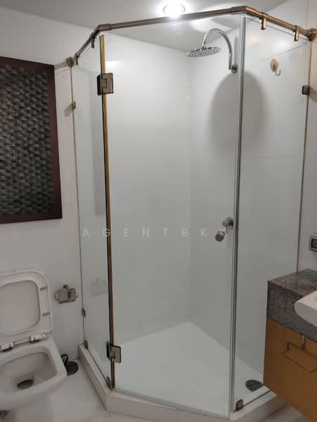 Manhattan Chidlom, Bangkok, 1032 Phetchaburi 32 Alley, Makkasan, Ratchathewi, Bangkok, 2 Bedrooms, 89 sqm, Condo For Rent, by Agentbkk, 500166845 - DDproperty.com