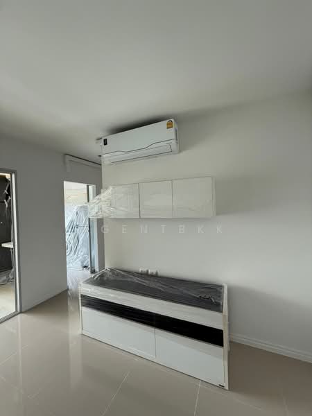 Aspire Rama 9, Bangkok, Soi Rama 9, Rama 9 Road, Huai Khwang, Huai Khwang, Bangkok, 1 Bedroom, 39 sqm, Condo For Rent, by Agentbkk, 500166853 - DDproperty.com