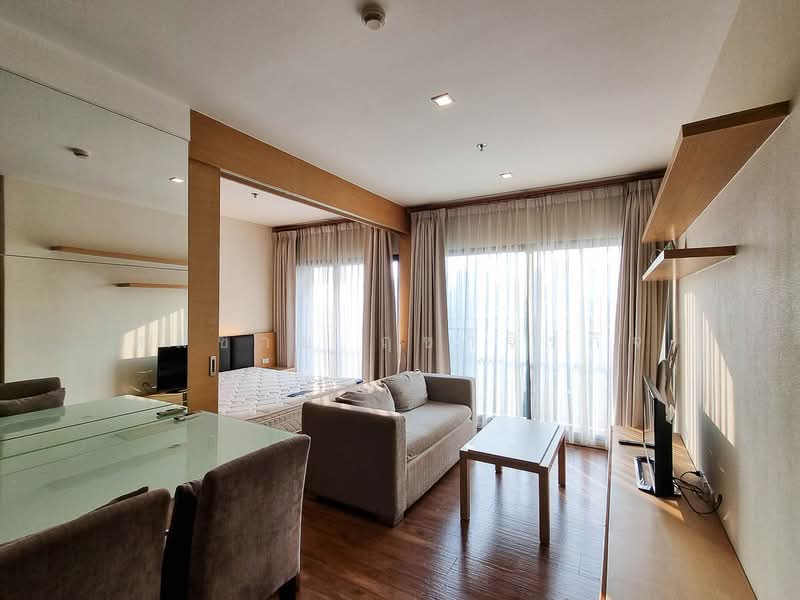 Noble Remix, Bangkok, 772 Soi Sukhumvit 36, Sukhumvit Road, Khong Tan, Khlong Toei, Bangkok, 1 Bedroom, 40 sqm, Condo For Sale, by Somchai Ruechajirakit, 500166865 - DDproperty.com