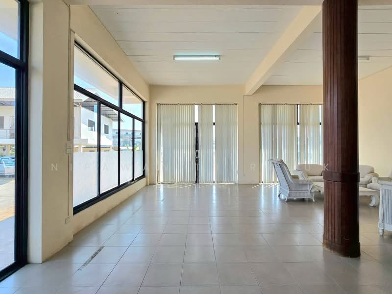 จอหอ, Nakhon Ratchasima, Cho Ho, Muang Nakhon Ratchasima, Nakhon Ratchasima, , 780 sqm, Shophouse For Sale, by Nipawan Thurasuk, 500166872 - DDproperty.com