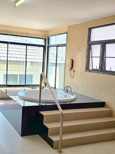 จอหอ, Nakhon Ratchasima, Cho Ho, Muang Nakhon Ratchasima, Nakhon Ratchasima, , 780 sqm, Shophouse For Sale, by Nipawan Thurasuk, 500166872 - DDproperty.com