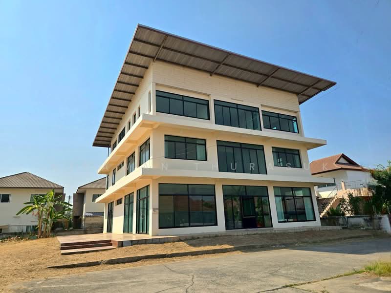 จอหอ, นครราชสีมา, จอหอ, เมืองนครราชสีมา, นครราชสีมา, 780 ตร.ม., ตึกแถว-อาคารพาณิชย์ ขาย, โดย Nipawan Thurasuk, 500166872 - DDproperty.com