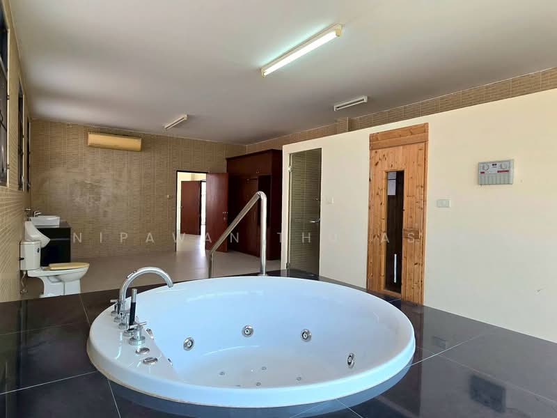 จอหอ, นครราชสีมา, จอหอ, เมืองนครราชสีมา, นครราชสีมา, 780 ตร.ม., ตึกแถว-อาคารพาณิชย์ ขาย, โดย Nipawan Thurasuk, 500166872 - DDproperty.com