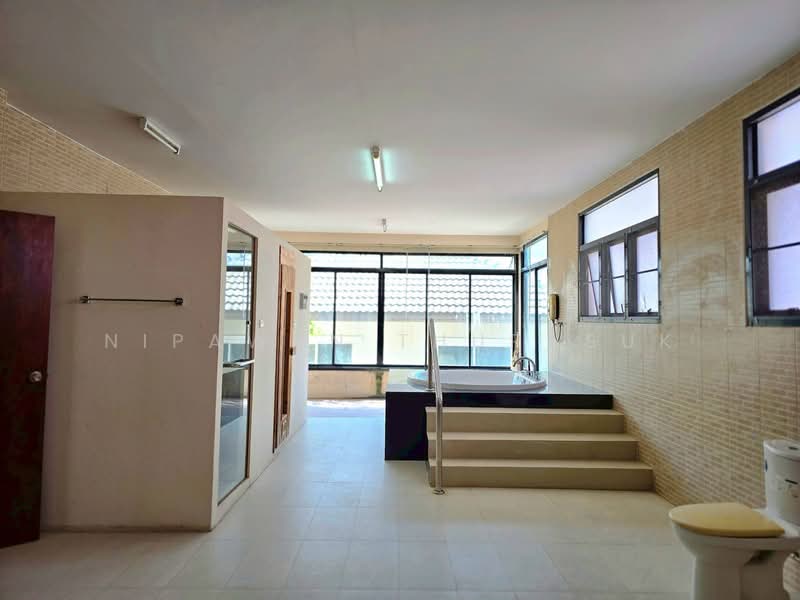 จอหอ, Nakhon Ratchasima, Cho Ho, Muang Nakhon Ratchasima, Nakhon Ratchasima, , 780 sqm, Shophouse For Sale, by Nipawan Thurasuk, 500166872 - DDproperty.com