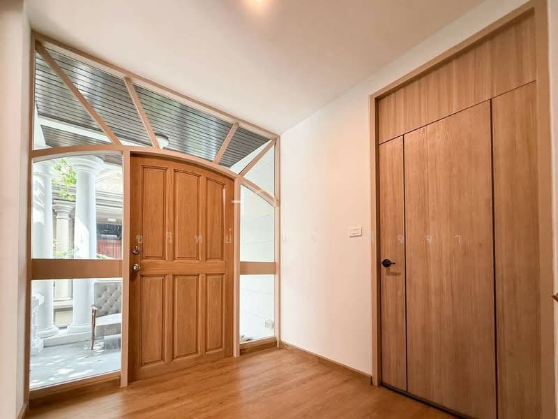 ขาย บ้านแฝด เหม่งจ๋าย ติดโรงเรียนนานาชาติ, กรุงเทพ, สามเสนนอก, ห้วยขวาง, กรุงเทพ, 400 ตร.ม., บ้านแฝด ขาย, โดย เดชวิทย์ แจ้งสัจจา, 500166879 - DDproperty.com