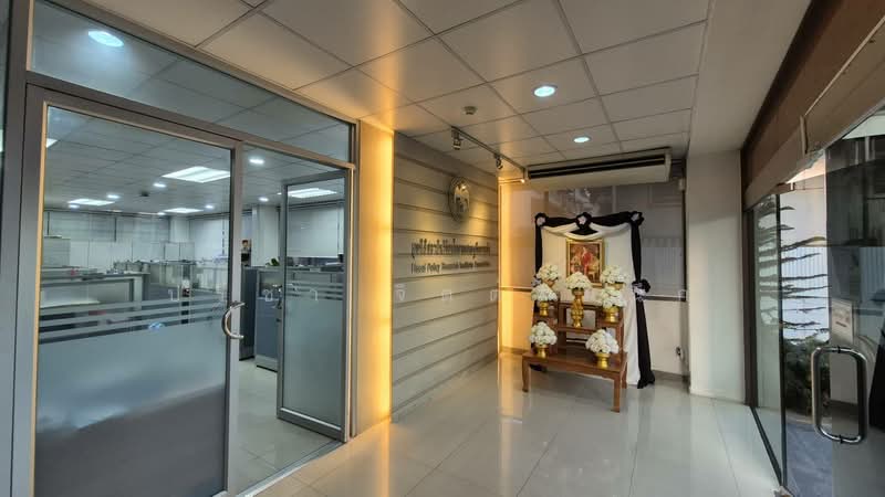 Pasorn Office Building 7 Storey behind Big C Wongsawang whole building for rent, Bangkok, กรุงเทพ-นนทบุรี 39, Wong Sawang, Bang Sue, Bangkok, , 1,050 sqm, Office Space For Rent, by ปรีชา จิตต์สมนึก, 500166881 - DDproperty.com