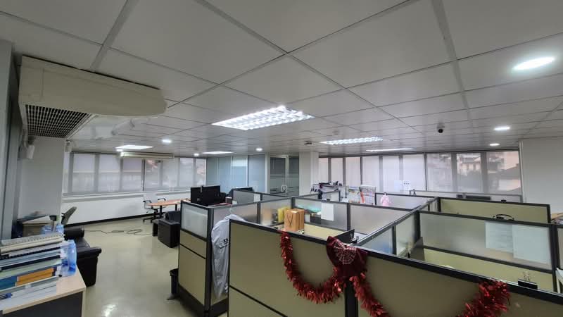Pasorn Office Building 7 Storey behind Big C Wongsawang whole building for rent, Bangkok, กรุงเทพ-นนทบุรี 39, Wong Sawang, Bang Sue, Bangkok, , 1,050 sqm, Office Space For Rent, by ปรีชา จิตต์สมนึก, 500166881 - DDproperty.com