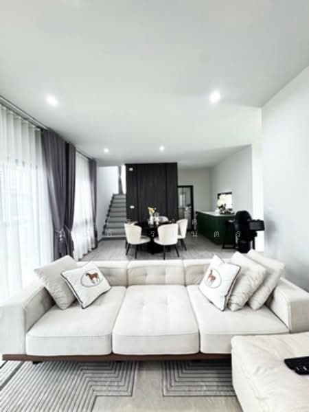 Saransiri Ramkhamhaeng, Bangkok, Khlong Song Ton Nun, Lat Krabang, Bangkok, 3 Bedrooms, 185 sqm, Single Detached House For Rent, by นัฐพงค์ มณีอัครเนตร, 500166899 - DDproperty.com