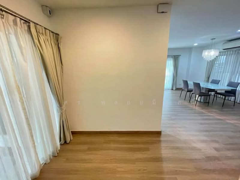 The Centro Onnut-Wongwaen, Bangkok, Lat Krabang Road, Lat Krabang, Lat Krabang, Bangkok, 3 Bedrooms, 240 sqm, Single Detached House For Sale, by Adisorn Ploymeerassamee, 500166918 - DDproperty.com
