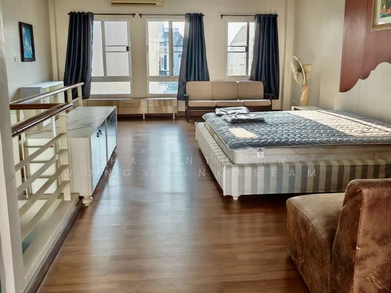 Baan Klang Muang The Royal Monaco Srinakarin-Pattanakarn, Bangkok, Rama 9 Road, Soi 43, Suan Luang, Suan Luang, Bangkok, 3 Bedrooms, 190 sqm, Townhouse For Rent, by Thananthorn Wongvarnkaseam, 500166925 - DDproperty.com