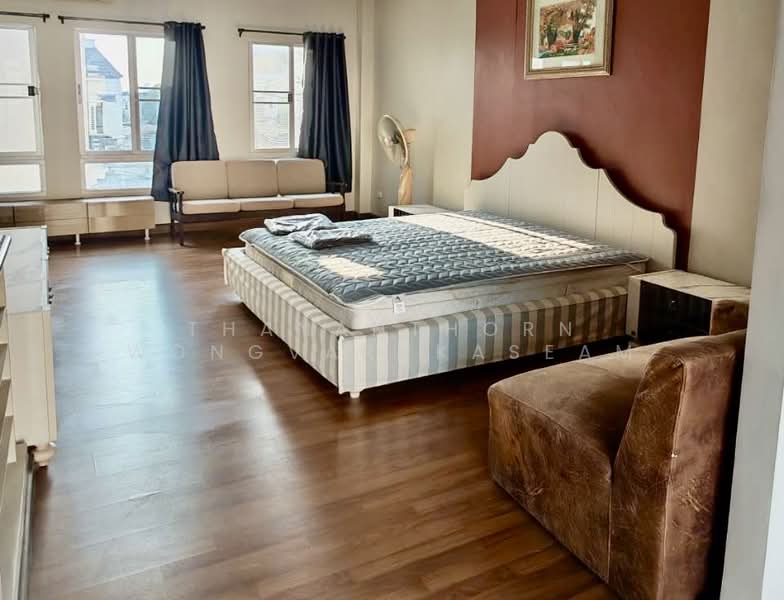 Baan Klang Muang The Royal Monaco Srinakarin-Pattanakarn, Bangkok, Rama 9 Road, Soi 43, Suan Luang, Suan Luang, Bangkok, 3 Bedrooms, 190 sqm, Townhouse For Rent, by Thananthorn Wongvarnkaseam, 500166925 - DDproperty.com