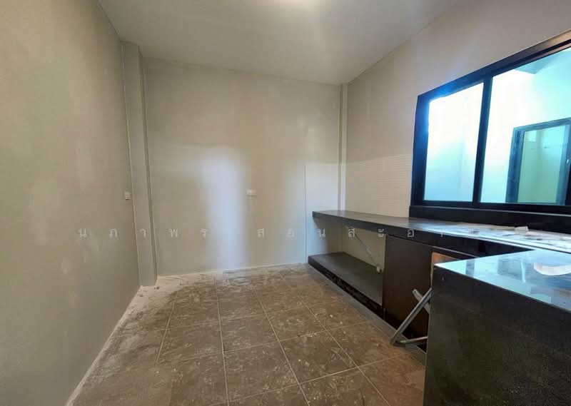 ขาย - Living Park Rama 5 : ลิฟวิ่งพาร์ค พระราม 5, นนทบุรี