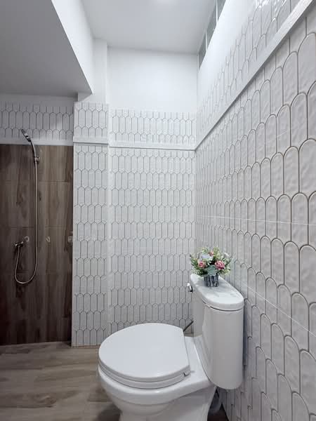 หมู่บ้าน ณัฐกานต์ สายไหม64, กรุงเทพ, สายไหม64, สายไหม, สายไหม, กรุงเทพ, 84 ตร.ม., ทาวน์เฮ้าส์ ขาย, โดย นภัสศรณ์ วงศ์สินไทยกร (นันท์), 500166934 - DDproperty.com