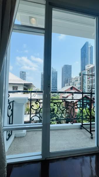 La Vie En Rose Place : ลา วี ออง โรส เพลส, กรุงเทพ, ซอยสุขุมวิท 36, คลองตัน, คลองเตย, กรุงเทพ, 132 ตร.ม., คอนโด ให้เช่า, โดย Nuttapong Hiranyaveja, 500166947 - DDproperty.com